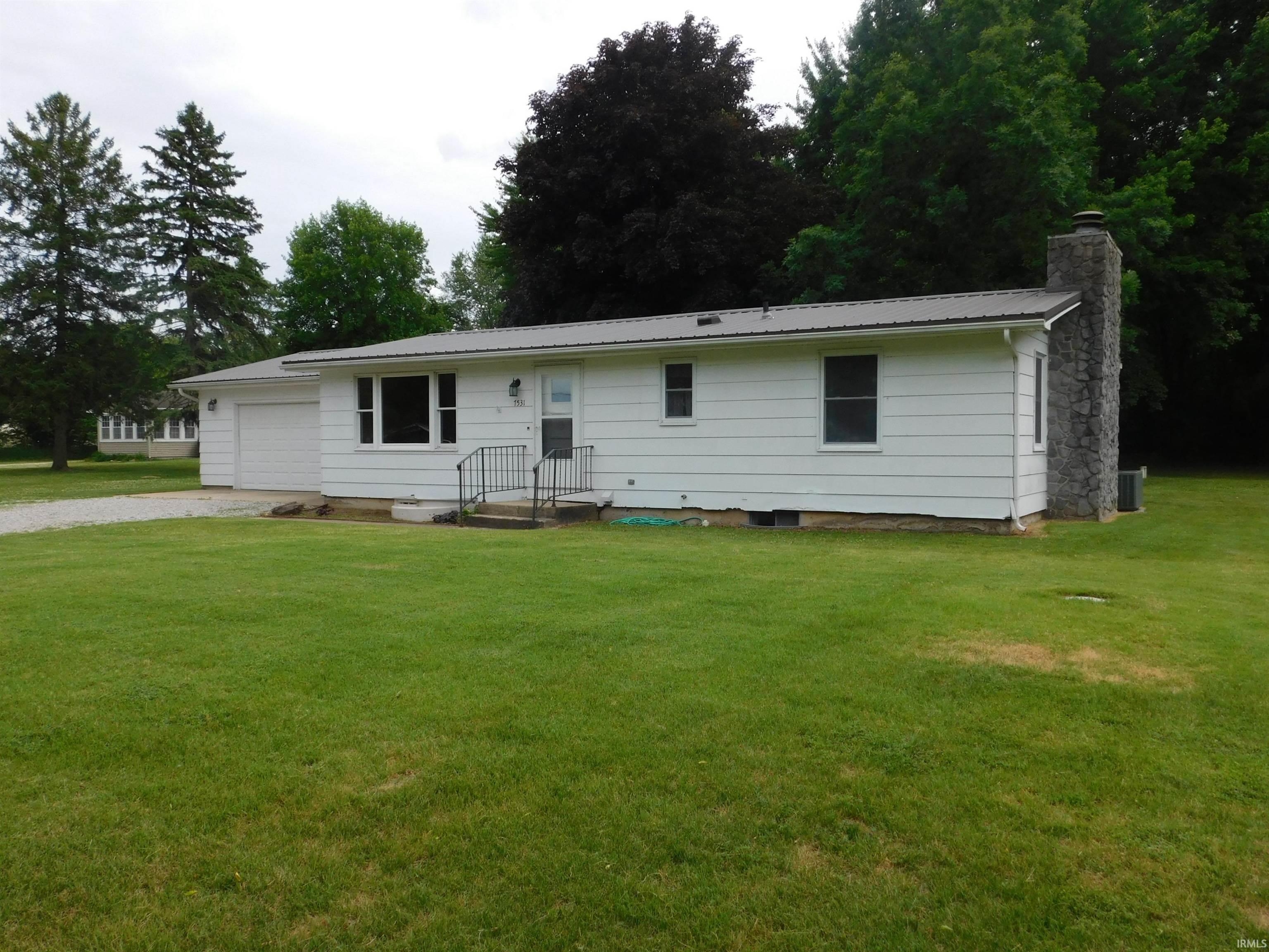 7531 W Crystal Lake Road Warsaw IN 46580