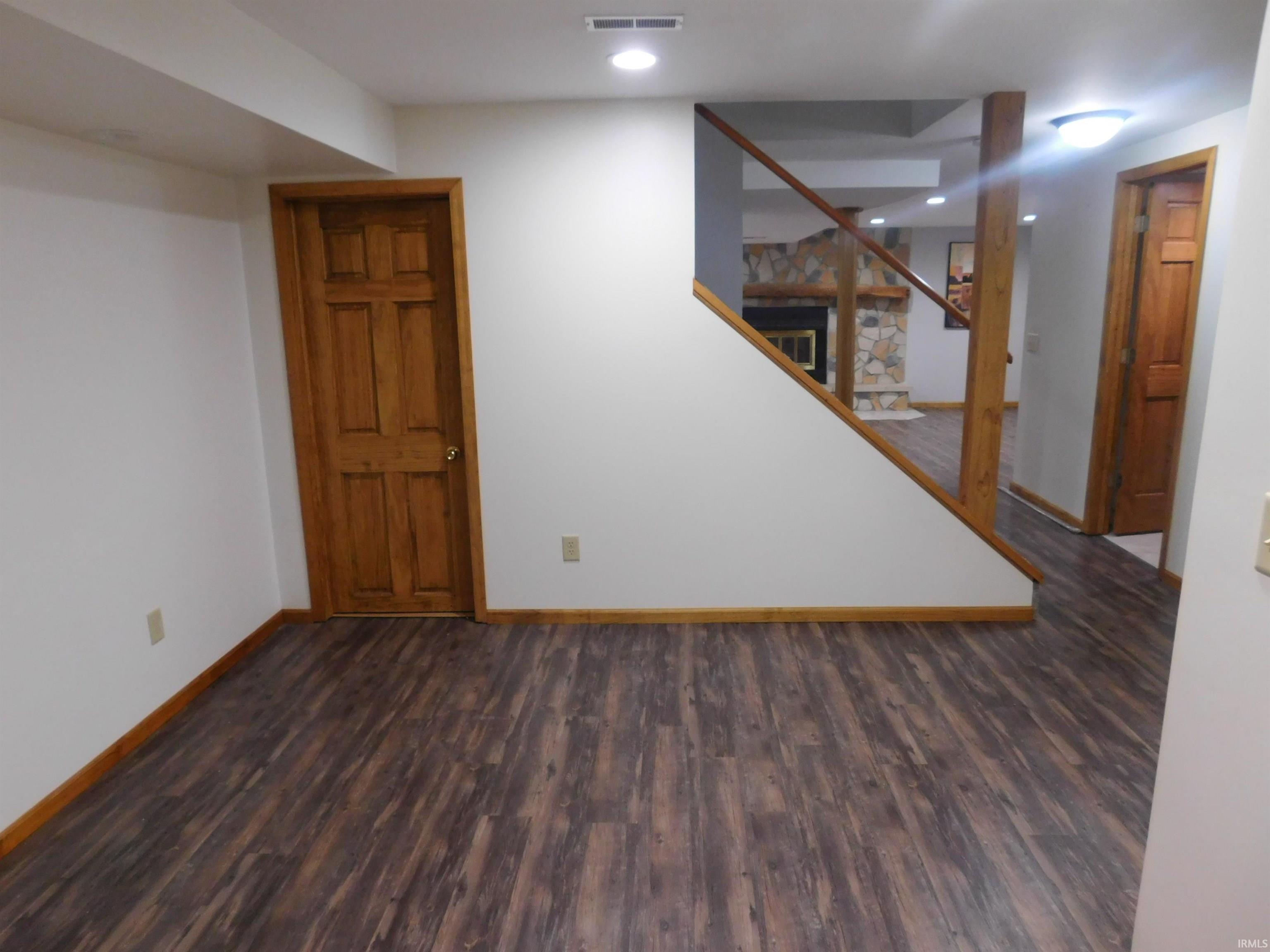 7531 W Crystal Lake Road Warsaw IN 46580