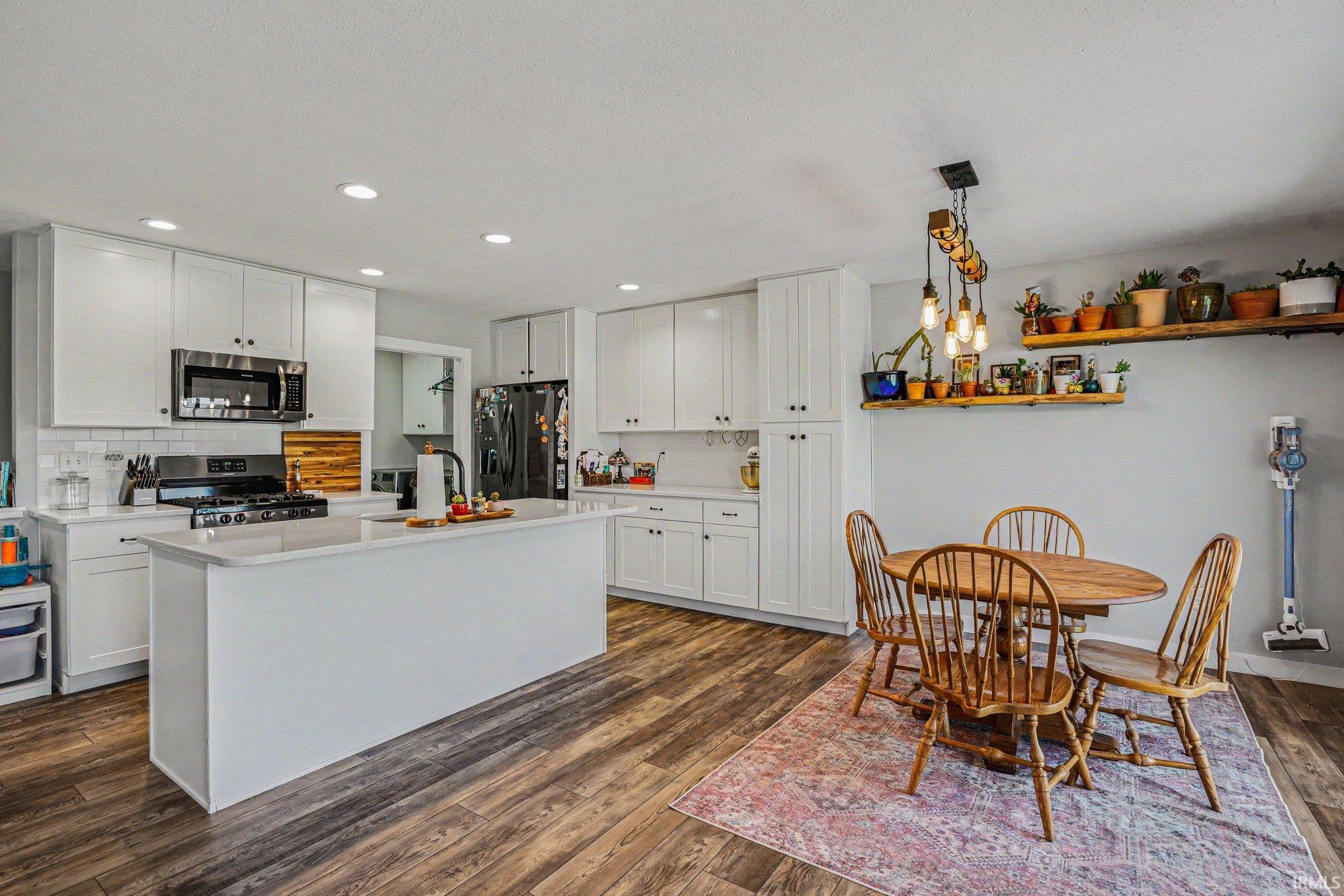 30657 Cynthia Drive Elkhart IN 46516