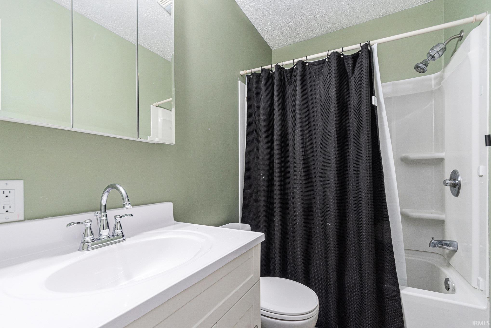 3120 Cherry Tree Lane Elkhart IN 46514
