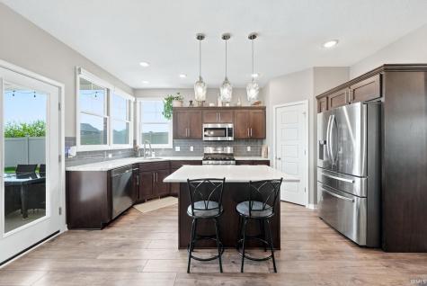 1263 Jacobs Drive Fort Wayne IN 46814