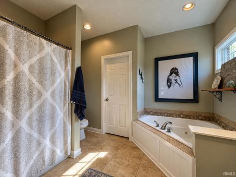 2939 Vertigo Court Evansville IN 47725