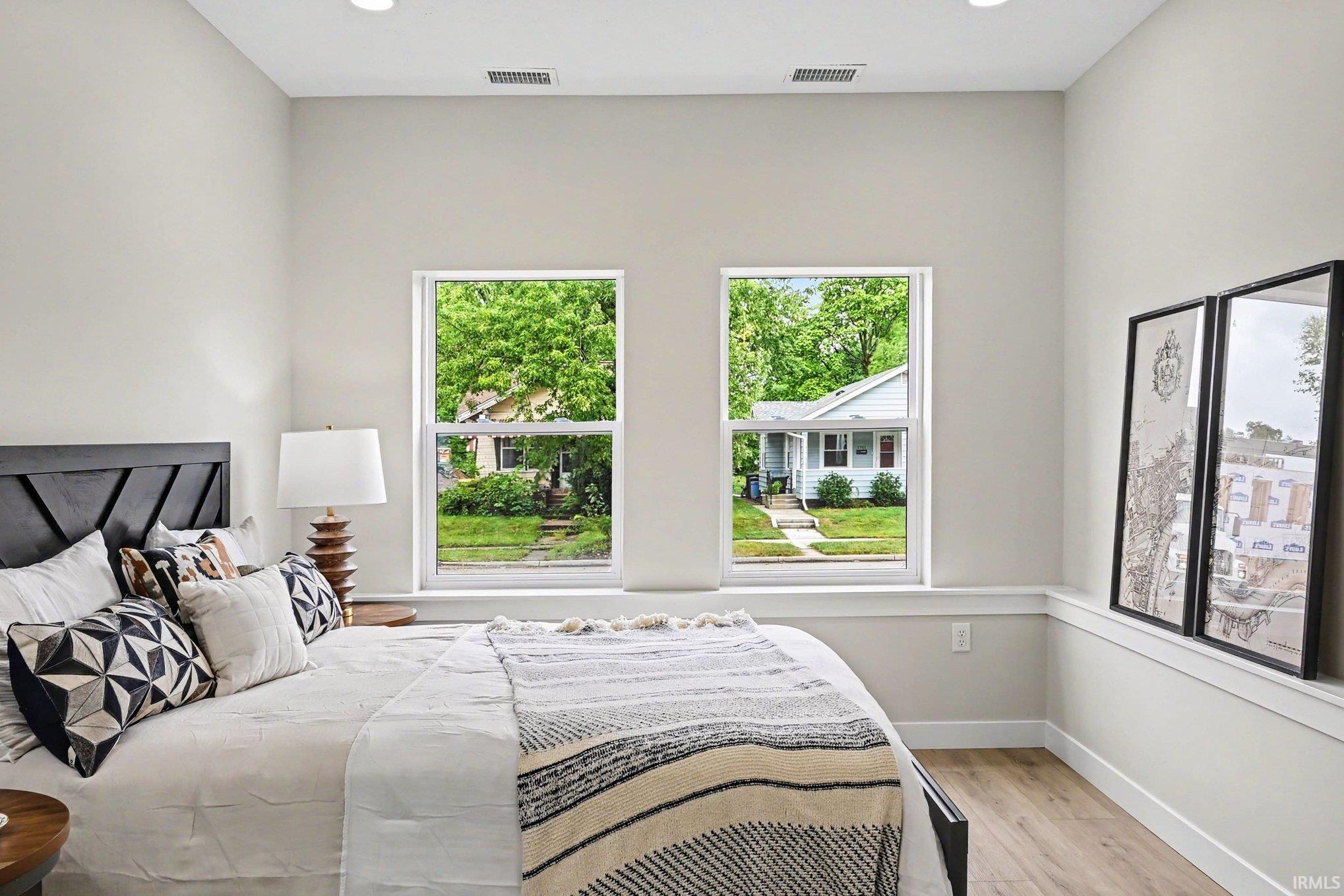 1314 Corby Boulevard South Bend IN 46617