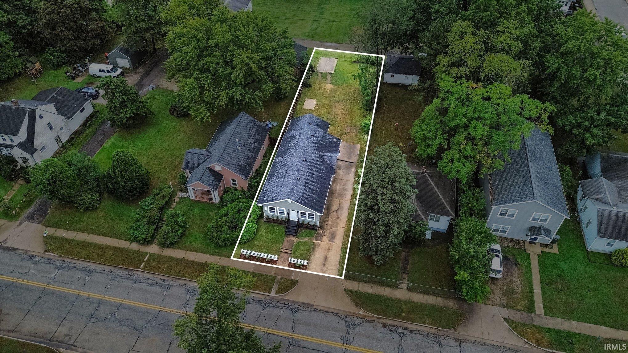 1314 Corby Boulevard South Bend IN 46617