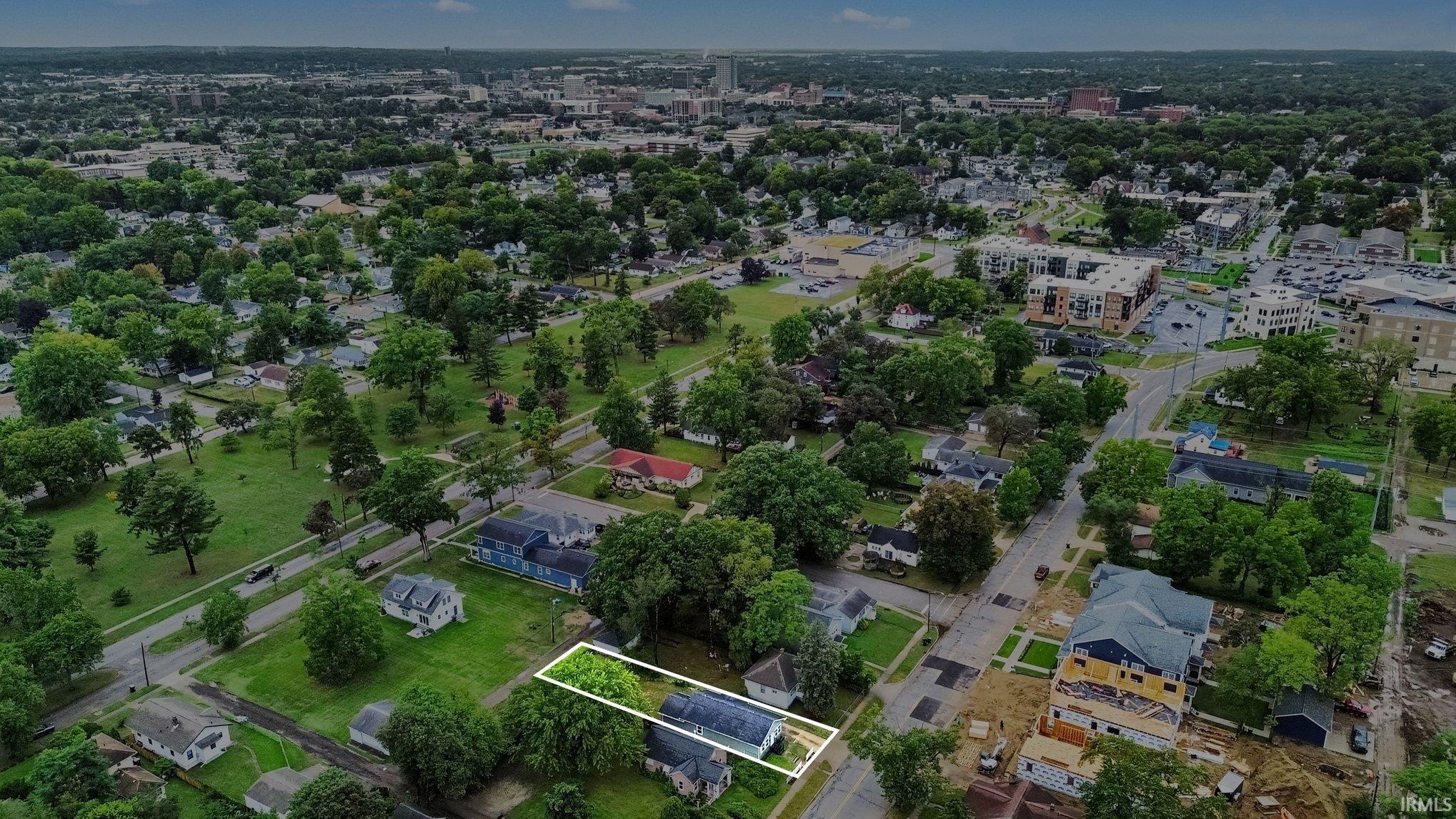 1314 Corby Boulevard South Bend IN 46617