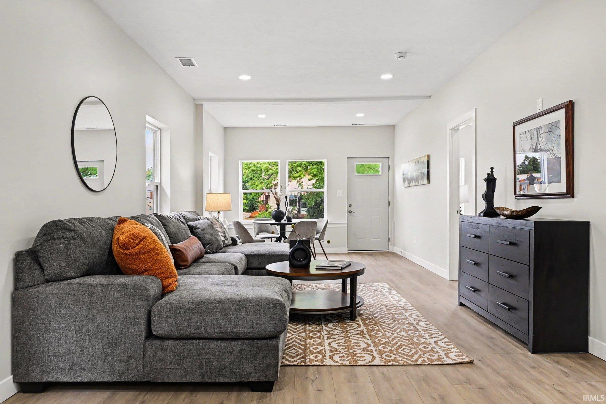 1314 Corby Boulevard South Bend IN 46617