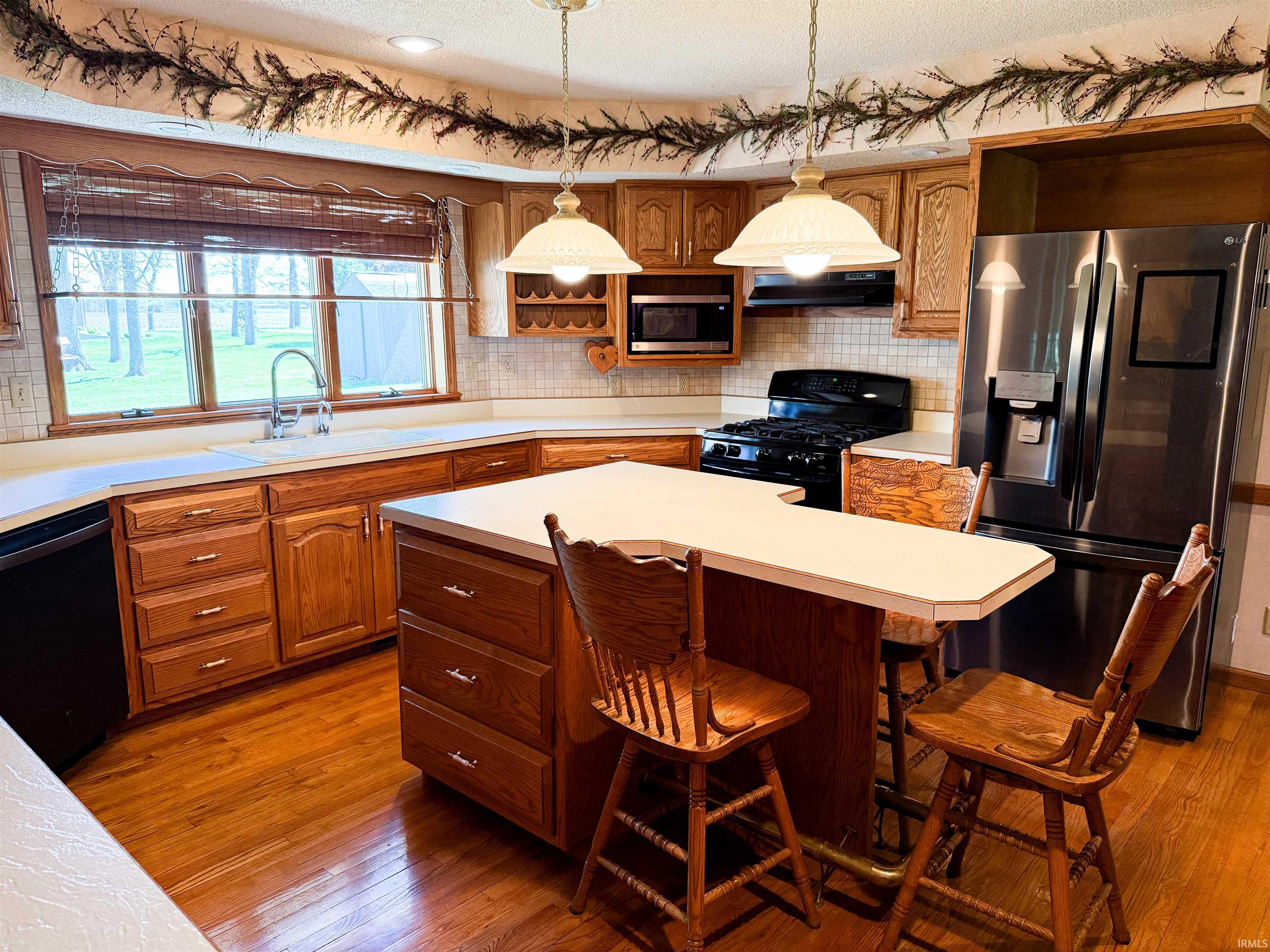 971 S Prairiewood Drive Rochester IN 46975