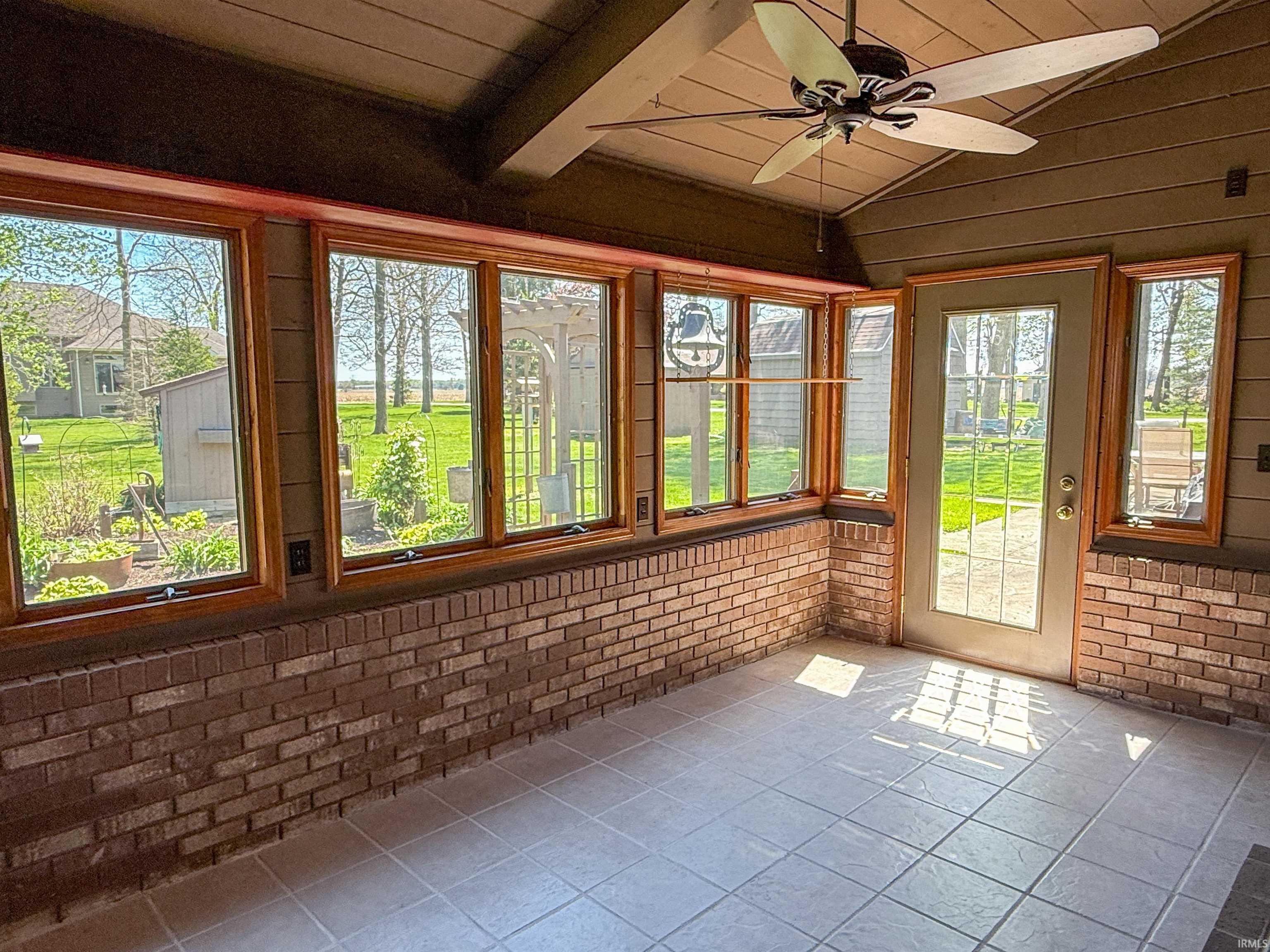 971 S Prairiewood Drive Rochester IN 46975