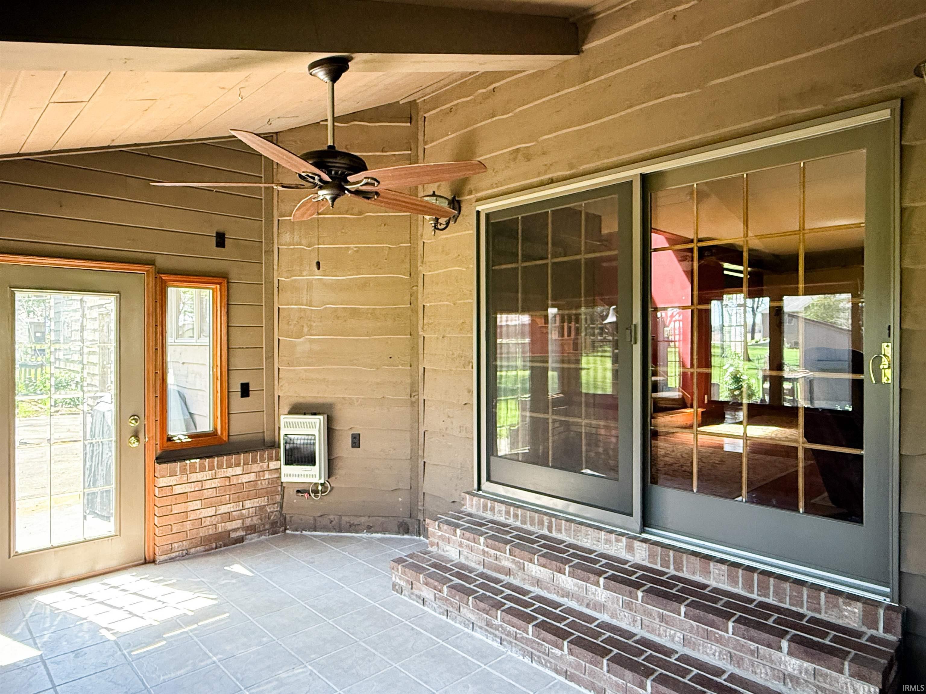971 S Prairiewood Drive Rochester IN 46975