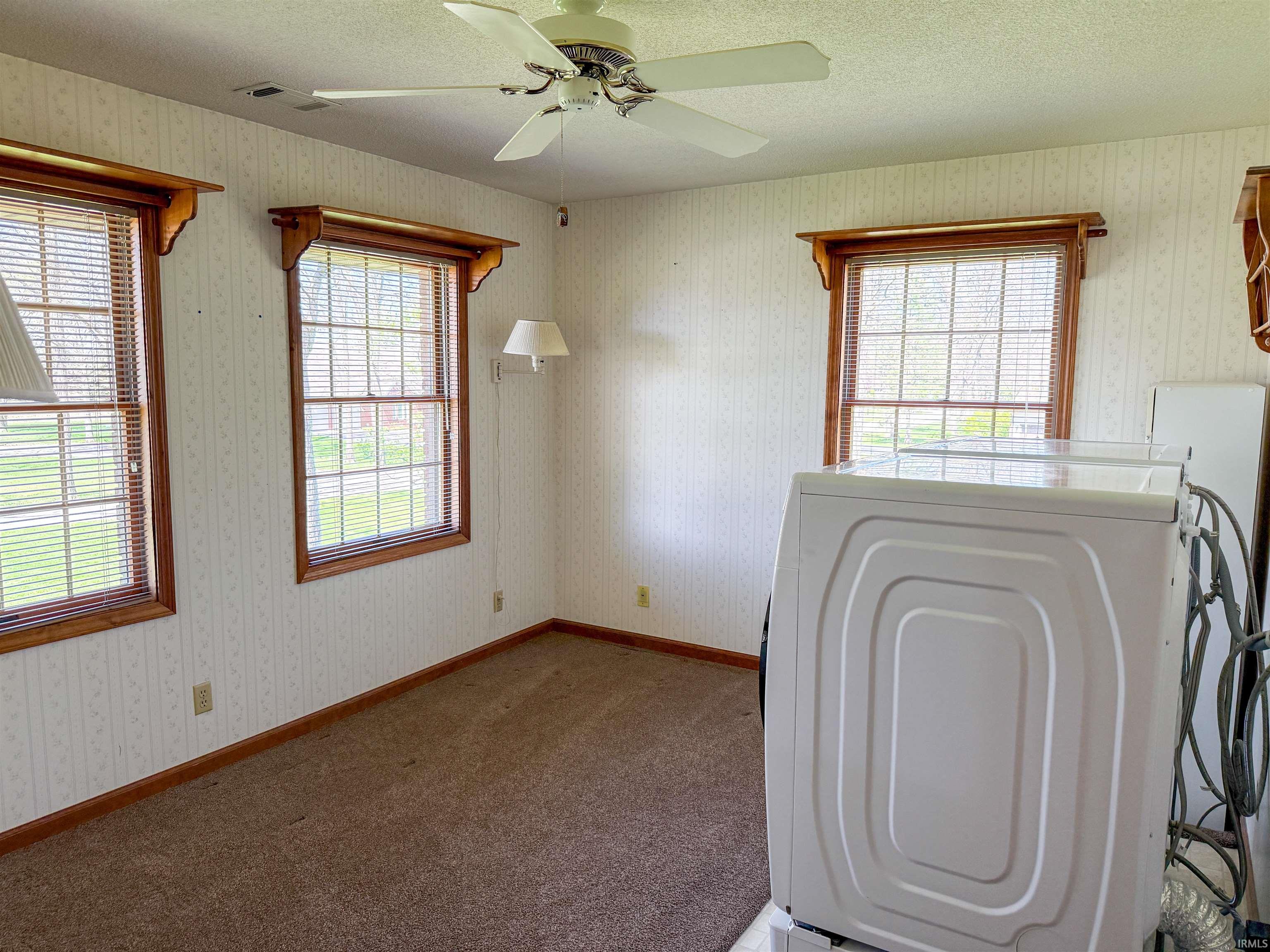 971 S Prairiewood Drive Rochester IN 46975