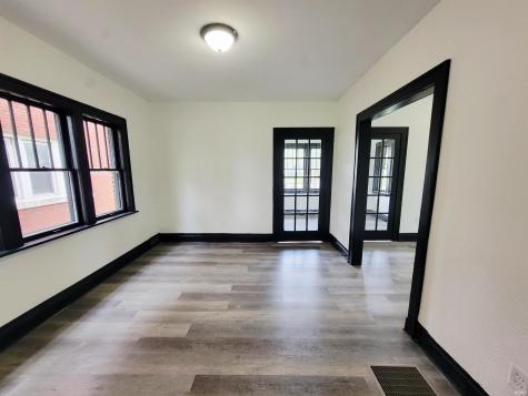 2118 Lincoln Way W South Bend IN 46628