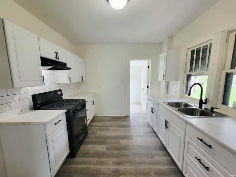 2118 Lincoln Way W South Bend IN 46628