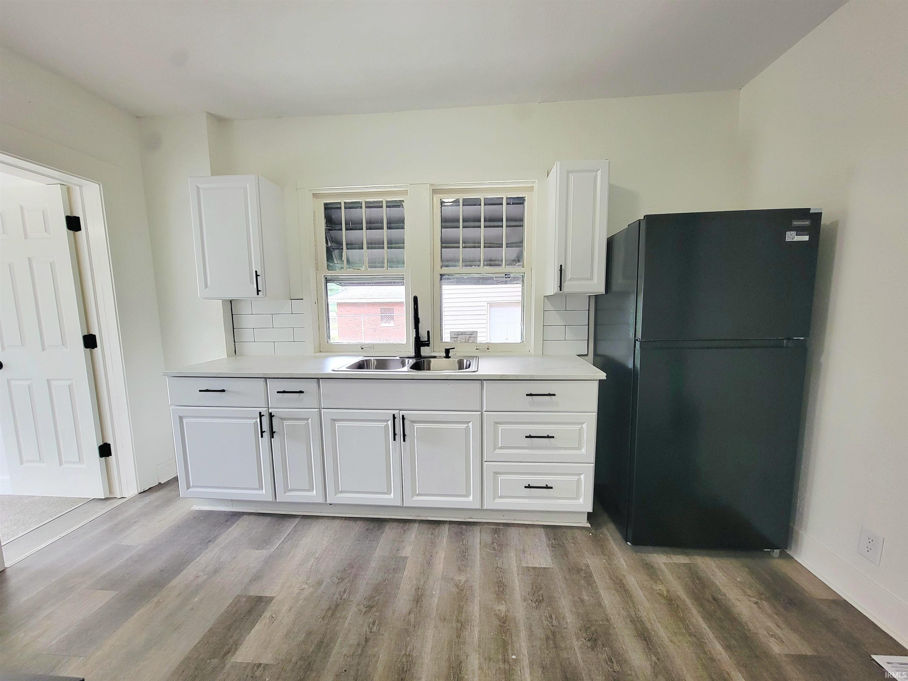 2118 Lincoln Way W South Bend IN 46628