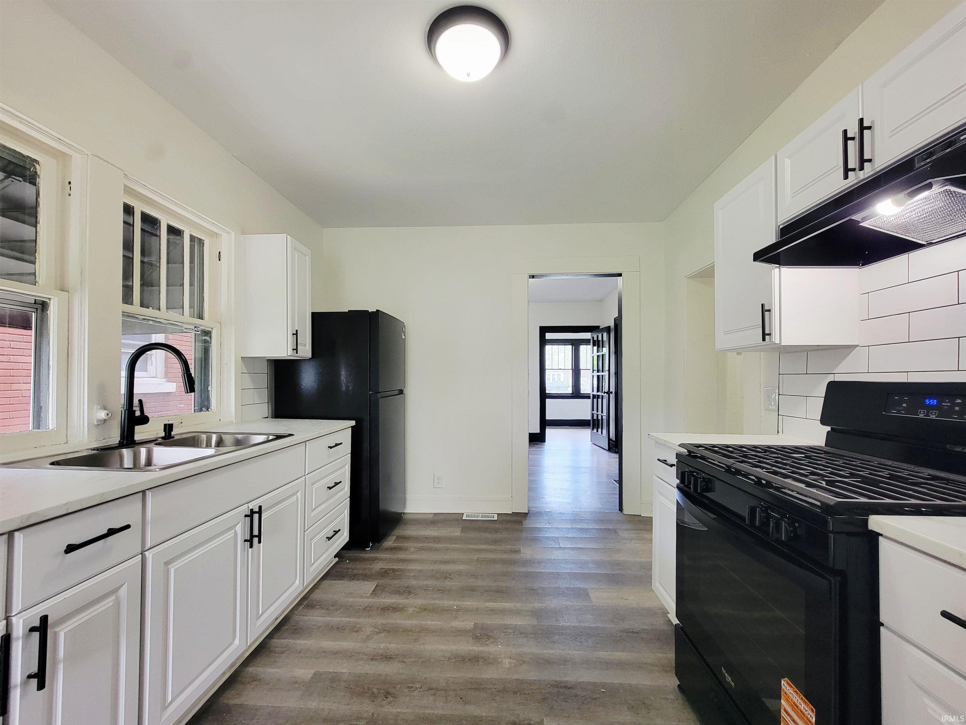 2118 Lincoln Way W South Bend IN 46628