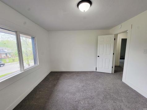 2118 Lincoln Way W South Bend IN 46628
