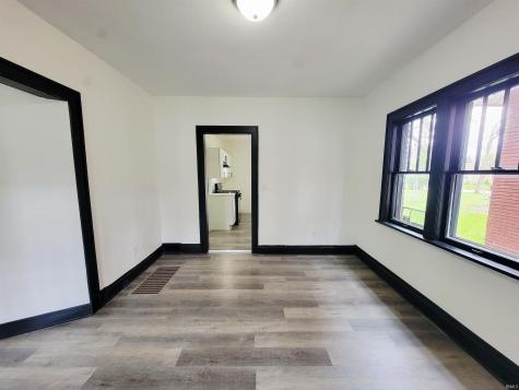 2118 Lincoln Way W South Bend IN 46628