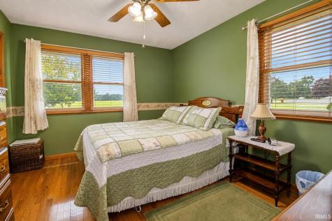 2190 E 100 S Knox IN 46534