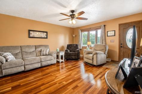 2190 E 100 S Knox IN 46534