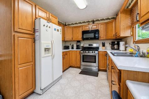 2190 E 100 S Knox IN 46534