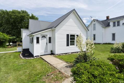 305 S Madison Street Darlington IN 47940