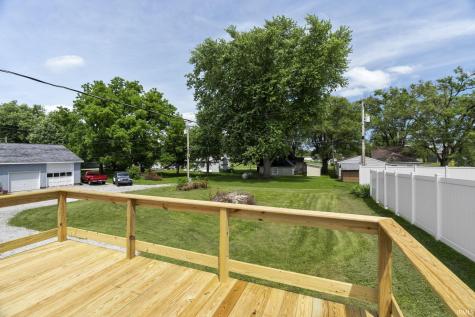 305 S Madison Street Darlington IN 47940
