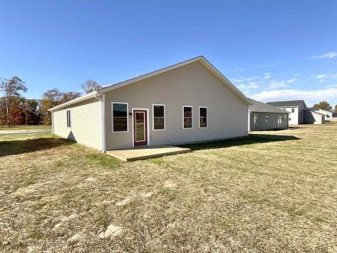 712 White Oak Road Spencer IN 47460