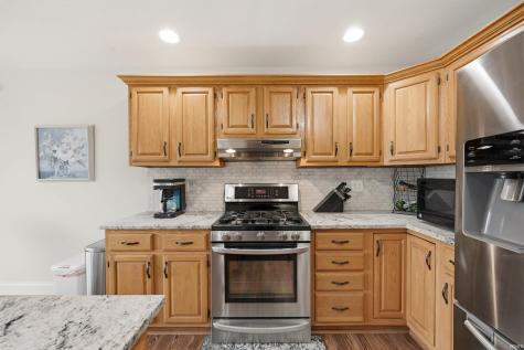 209 N Copperwood Court Muncie IN 47304