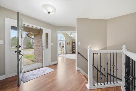 209 N Copperwood Court Muncie IN 47304