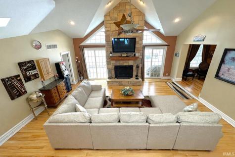 2636 N Peterson Drive Monticello IN 47960