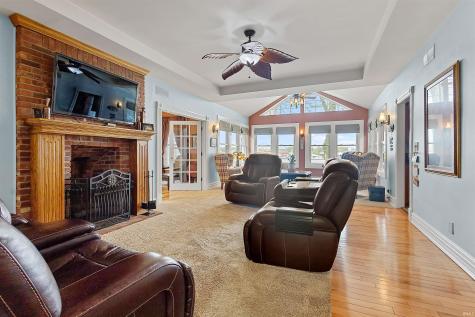 2636 N Peterson Drive Monticello IN 47960