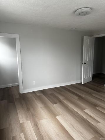 406 E Broadway Street South Bend IN 46601