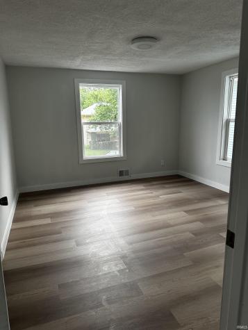406 E Broadway Street South Bend IN 46601