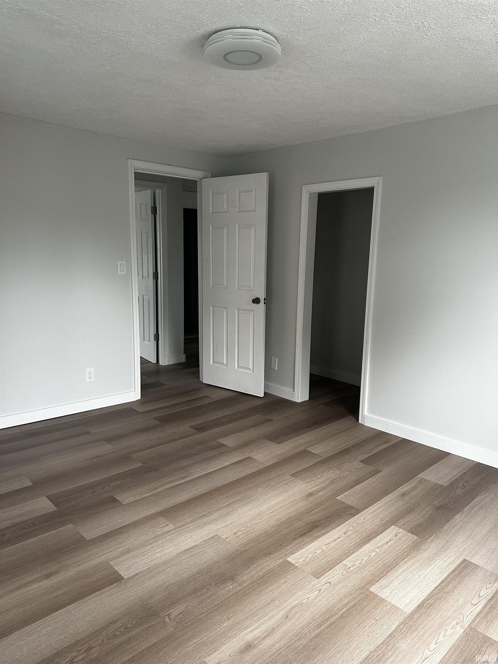 406 E Broadway Street South Bend IN 46601