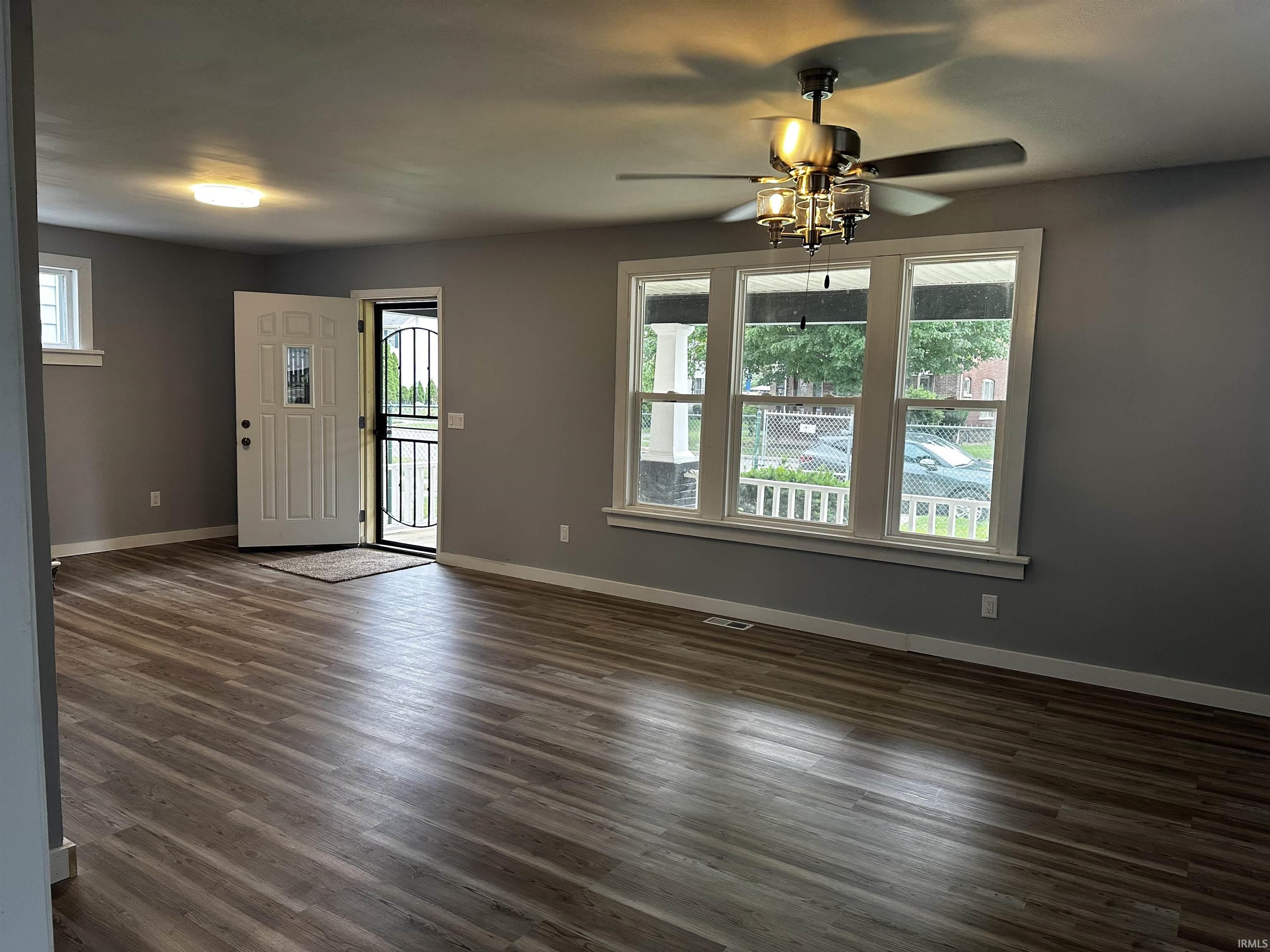 406 E Broadway Street South Bend IN 46601