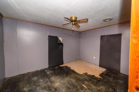 822 W Franklin Street Hartford City IN 47348