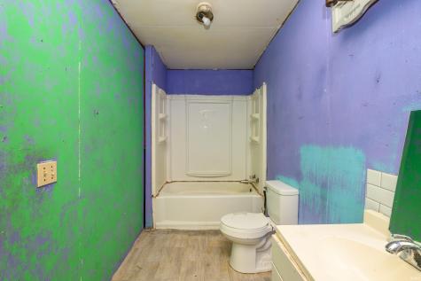 822 W Franklin Street Hartford City IN 47348