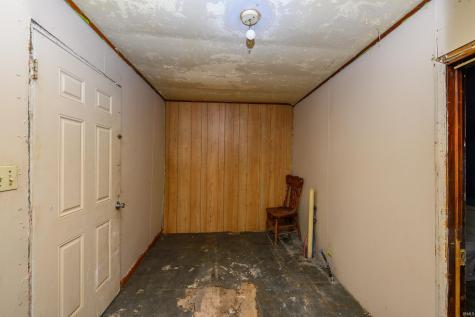 822 W Franklin Street Hartford City IN 47348