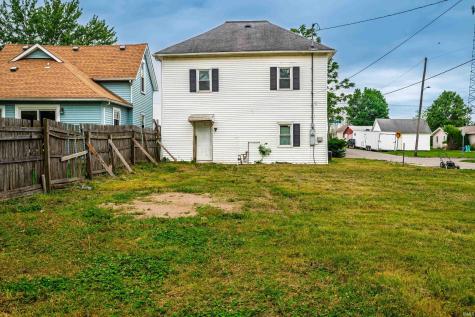822 W Franklin Street Hartford City IN 47348