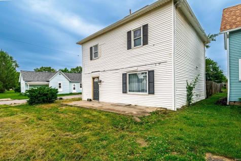 822 W Franklin Street Hartford City IN 47348