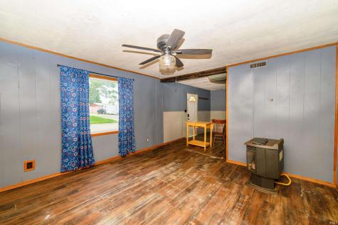822 W Franklin Street Hartford City IN 47348