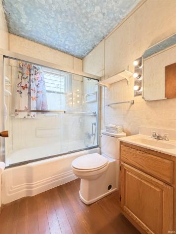 4812 Fairfield Avenue Fort Wayne IN 46807