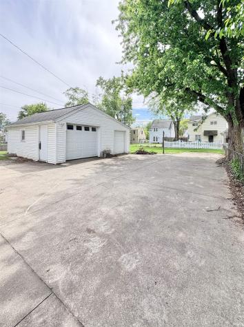 4812 Fairfield Avenue Fort Wayne IN 46807