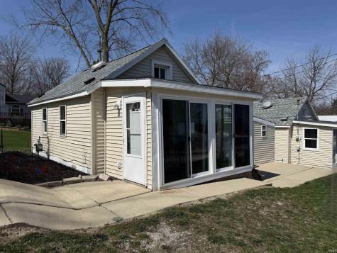 2408 N West Shafer Drive Monticello IN 47960