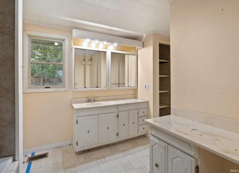 6735 E South Barbee Drive Pierceton IN 46562