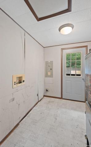 6735 E South Barbee Drive Pierceton IN 46562