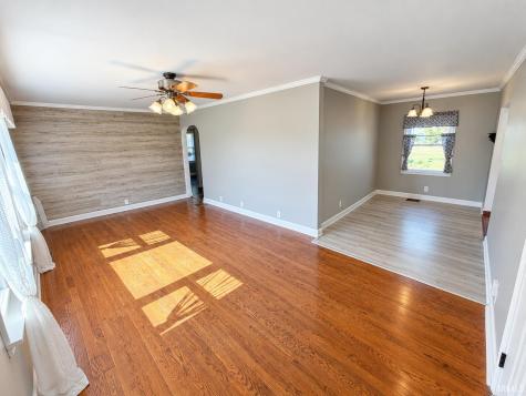706 Brett Cabel Road Washington IN 47501