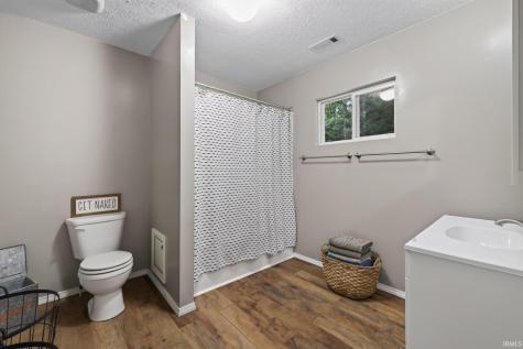 7275 N Ferry Road Bloomfield IN 47424