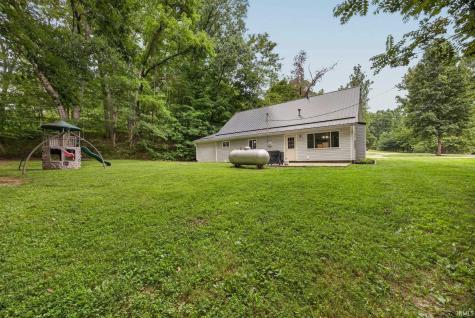 7275 N Ferry Road Bloomfield IN 47424