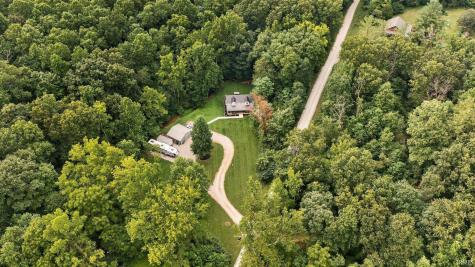 7275 N Ferry Road Bloomfield IN 47424