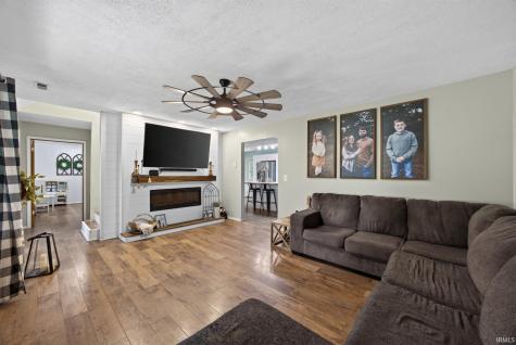 7275 N Ferry Road Bloomfield IN 47424